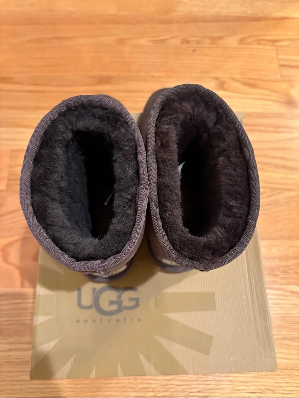 UGG Women’s Classic Short Boot in Chocolate Brown